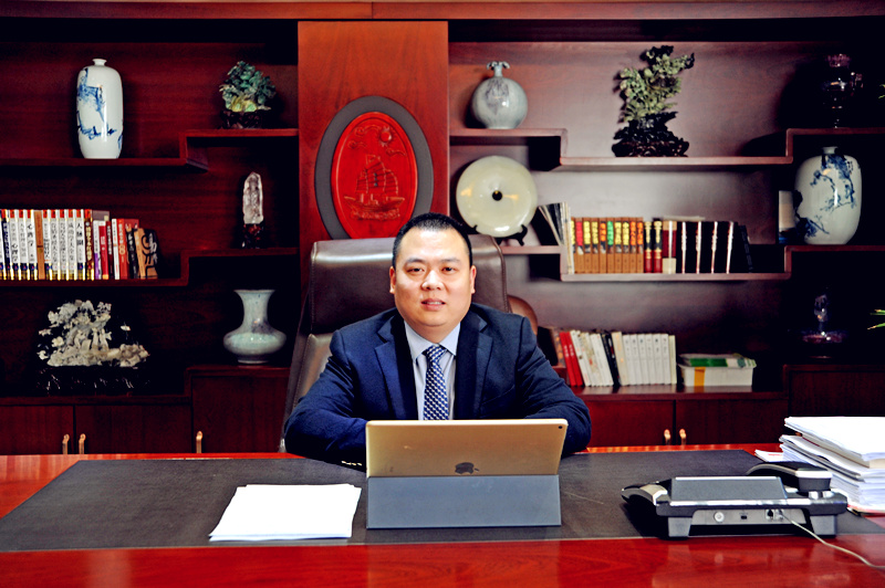 新時(shí)代，我們堅(jiān)定前行